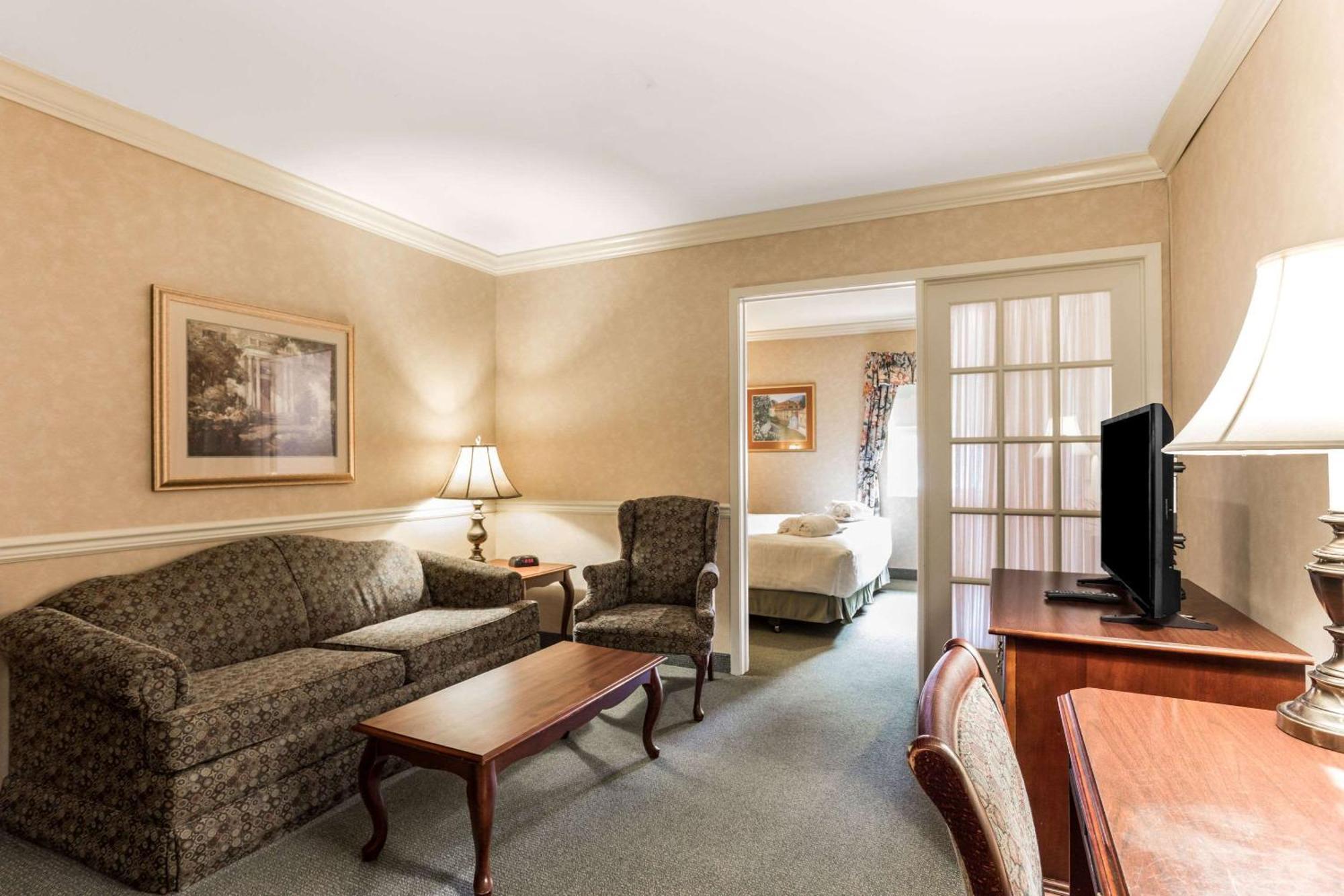 Traditions Hotel & Spa, Ascend Hotel Collection Johnson City Exterior foto